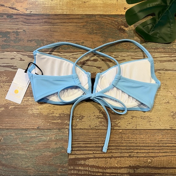 Light Blue V-Wire Bikini Top | Shade & Shore - Picture 2 of 3